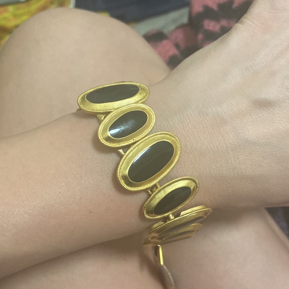 NWT Vintage Anne Klein brushed gold necklace, bracelet, earrings set of three! - Picture 11 of 16